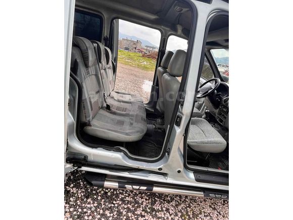 Galeriden Renault Kangoo 1.9 D 2003 Model Gaziantep