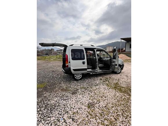 Galeriden Renault Kangoo 1.9 D 2003 Model Gaziantep