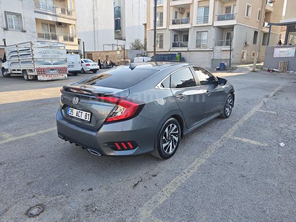 Sahibinden Honda Civic 1.6i VTEC Eco Executive 2018 Model