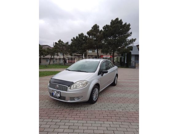 Sahibinden Fiat Linea 1.3 Multijet Active 2010 Model İstanbul 290.000 km Gri (Gümüş)