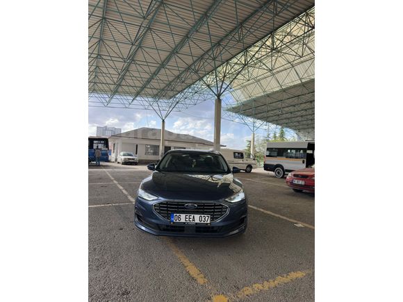 Sahibinden Ford Focus 1.5 ecoblue Titanium X 2023 Model  86.200 km Mavi