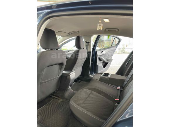 Sahibinden Ford Focus 1.5 ecoblue Titanium X 2023 Model  86.200 km Mavi