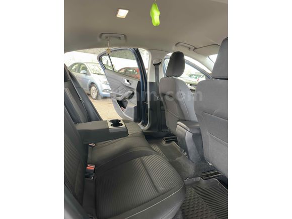 Sahibinden Ford Focus 1.5 ecoblue Titanium X 2023 Model  86.200 km Mavi