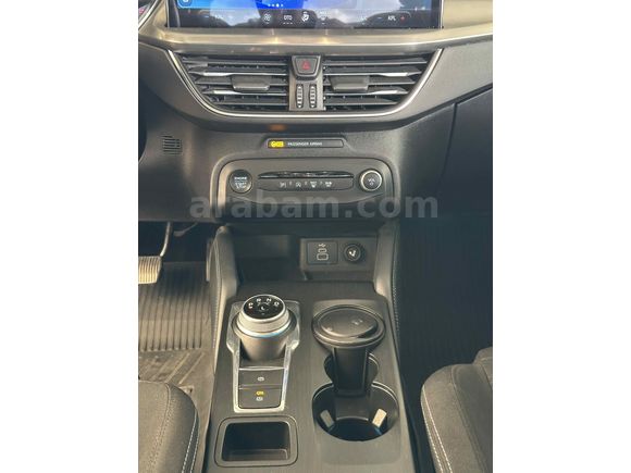 Sahibinden Ford Focus 1.5 ecoblue Titanium X 2023 Model  86.200 km Mavi