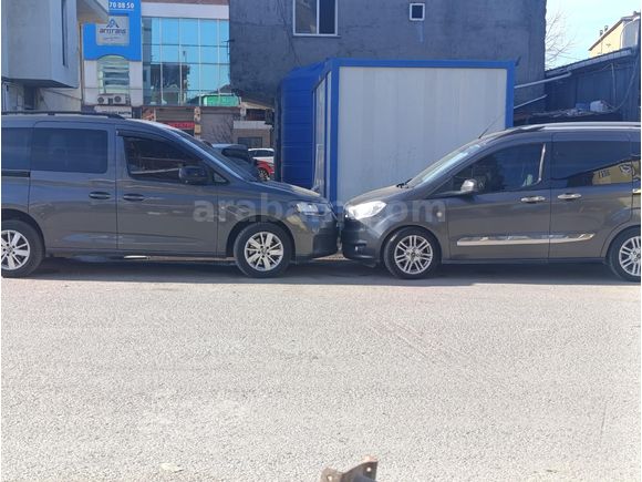 Sahibinden Volkswagen Caddy 2.0 TDI Life 2022 Model  91.000 km Füme