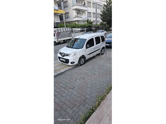 Sahibinden Renault Kangoo Multix 1.5 dCi Touch 2021 Model  285.000 km Beyaz