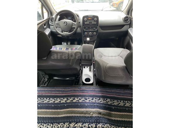 İlk sahibinden 2017 çıkışlı hatasız boyasız 1.5 Dci joy