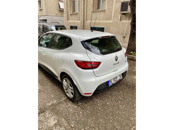 İlk sahibinden 2017 çıkışlı hatasız boyasız 1.5 Dci joy