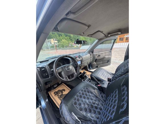 Sahibinden Isuzu D-Max 2.5 4x2 2008 Model 