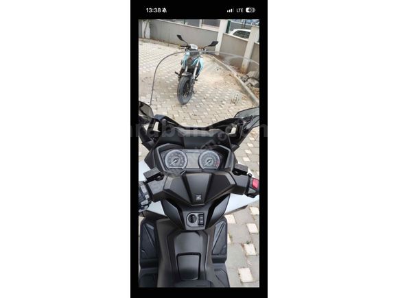 2024 model 5000 km hatasız   Forza çantalı 