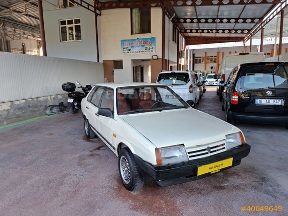 ALİ GALERİDEN 93 MODEL LADA SAMARA 1.5 BENZİN/LPG