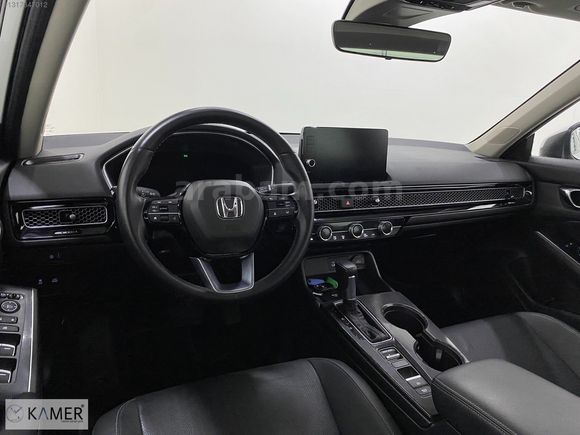 KAMER DEN 2024 HONDA CİVİC 1.5VTEC ECO EXECUTİVE PLUS BENZİN-LPG