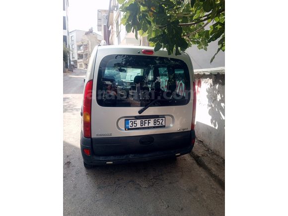 Sahibinden Renault Kangoo Multix 1.5 dCi Authentique 2004 Model