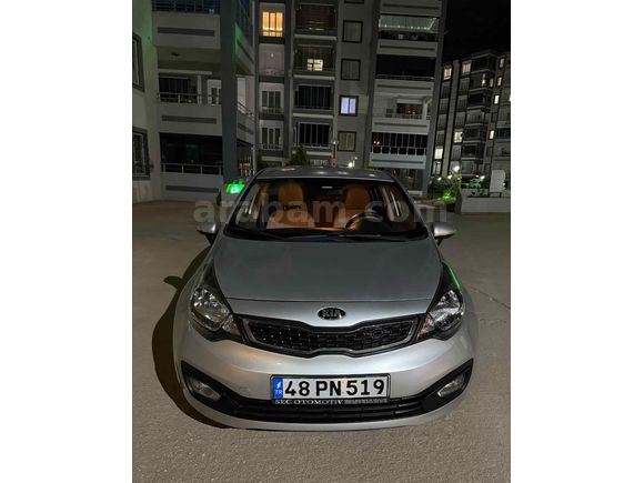 Sahibinden Kia Rio 1.4 CVVT Fancy 2013 Model 