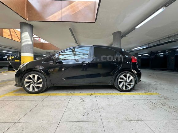 Sahibinden Kia Rio 1.4 CRDi Concept Plus 216