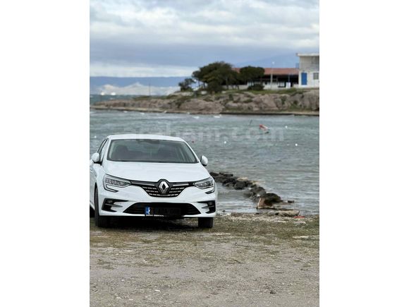 Sahibinden Renault Megane 1.3 TCe Icon 2025 Model 