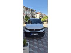 Sahibinden Peugeot Partner 1.6 BlueHDI Comfort Pack 2019 Model