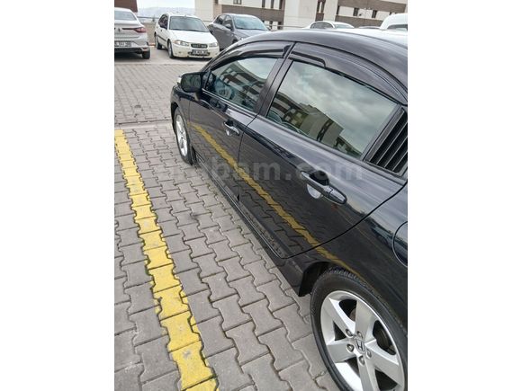 Sahibinden Honda Civic 1.6i VTEC Elegance 2009 Model