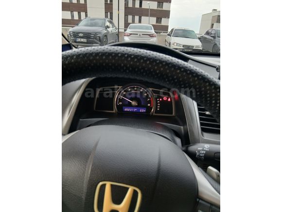 Sahibinden Honda Civic 1.6i VTEC Elegance 2009 Model