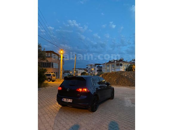 SAHİBİNDEN DOLU DOLU DÜŞÜK KM GOLF7