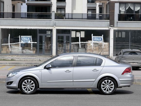 Sahibinden Opel Astra 1.6 Enjoy Plus 2012 Model 