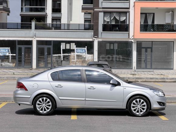 Sahibinden Opel Astra 1.6 Enjoy Plus 2012 Model 