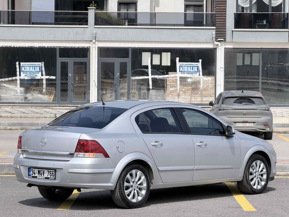 Sahibinden Opel Astra 1.6 Enjoy Plus 2012 Model 