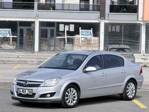 Sahibinden Opel Astra 1.6 Enjoy Plus 2012 Model 