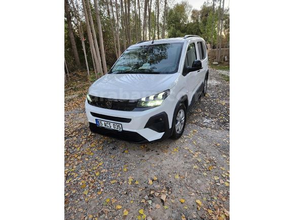 Sahibinden Peugeot Rifter 1.5 BlueHDI Allure 2024 Model