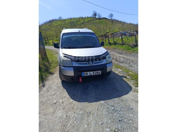 Sahibinden Peugeot Partner 1.9 D 2004 Model