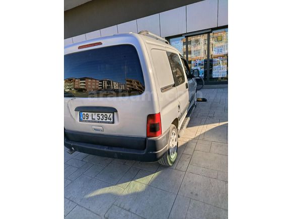 Sahibinden Peugeot Partner 1.9 D 2004 Model