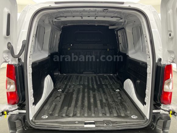 otomobil Fiat Doblo Cargo 1.5 BlueHDİ Maxi