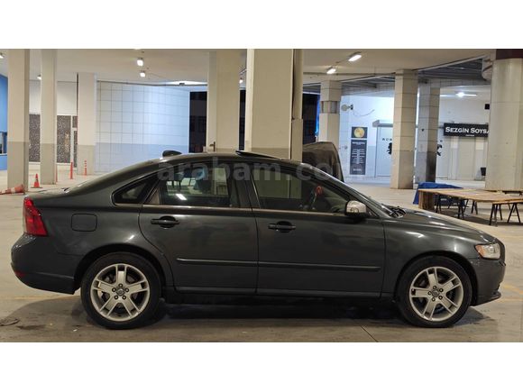 Sahibinden Volvo S40 1.6 D Dynamic 2009 Model  245.000 km Gri