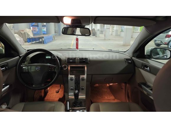 Sahibinden Volvo S40 1.6 D Dynamic 2009 Model  245.000 km Gri