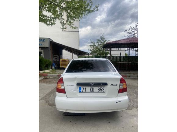 Sahibinden Hyundai Accent 1.5 GL 2003 Model 