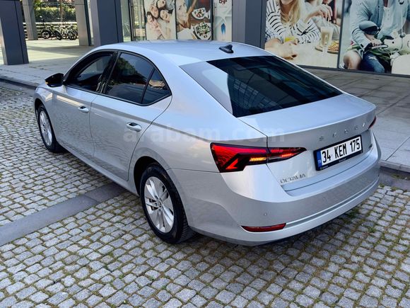 Sahibinden Skoda Octavia 1.0 e-Tec Elite 2024 Model 