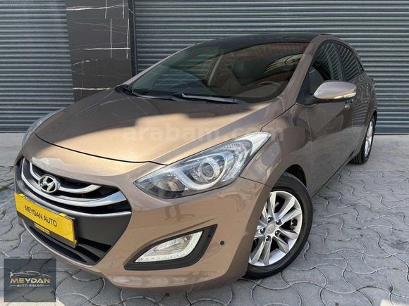 MEYDAN AUTO 2014 MODEL HYUNDAİ İ30 1.6 CRDI ELİT PAKET CAM TAVAN