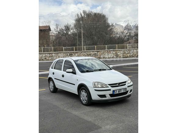 Sahibinden Opel  Corsa parça boyalı 