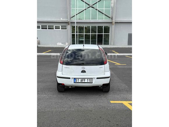 Sahibinden Opel  Corsa parça boyalı 