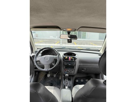 Sahibinden Opel  Corsa parça boyalı 