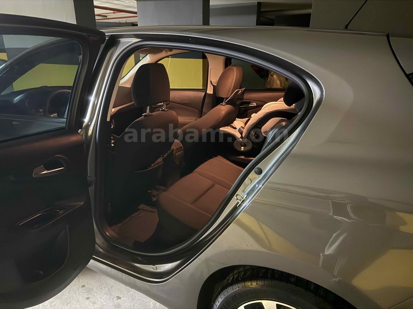 Sahibinden Fiat Egea 1.6 Multijet Urban Plus 2020 Model İstanbul 20.000 km Füme 2