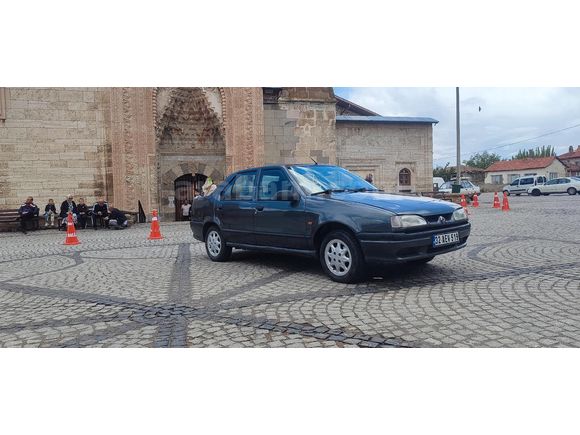 Sahibinden Renault R 19 1.4 1.4i 1995 Model