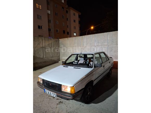 Sahibinden Renault R 9 1.4 Broadway GTE 1992 Model