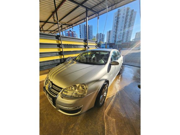 Sahibinden Volkswagen Jetta 1.6 TDi Comfortline 2010 Model