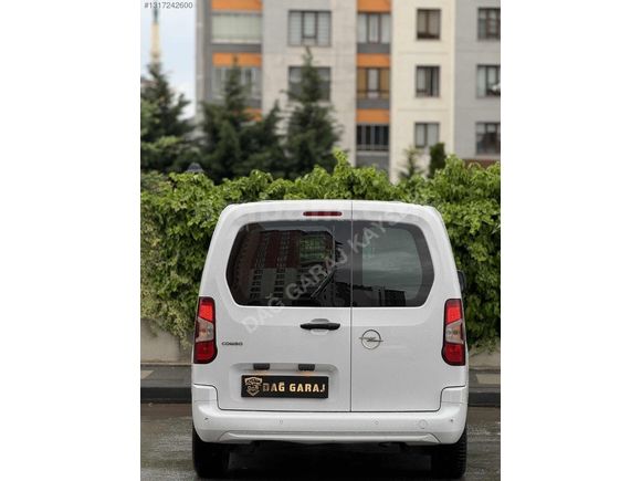 2025 OPEL COMBO 1.5 D HATASIZ OTOMATİK 50 BİN KM