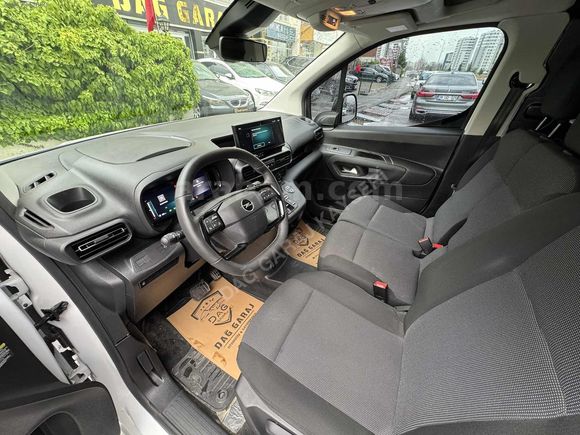 2025 OPEL COMBO 1.5 D HATASIZ OTOMATİK 50 BİN KM