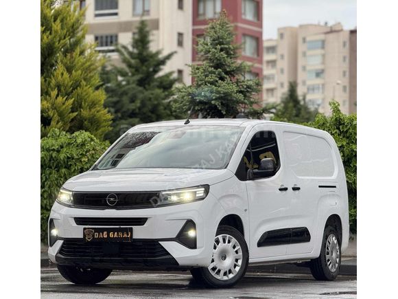 2025 OPEL COMBO 1.5 D HATASIZ OTOMATİK 50 BİN KM