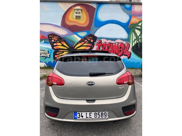 Sahibinden Kia Ceed 1.6 CRDi Concept Plus 2015 Model 