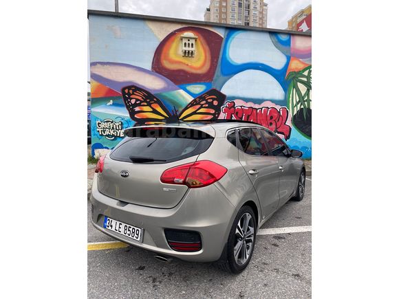 Sahibinden Kia Ceed 1.6 CRDi Concept Plus 2015 Model 