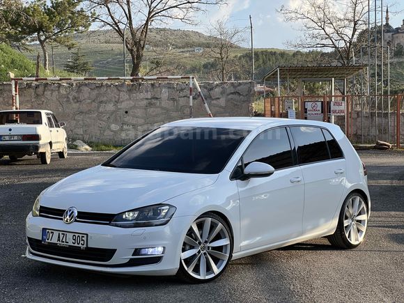 Sahibinden Volkswagen Golf 1.4 TSi Highline 2015 Model Eskişehir 114.000 km Beyaz